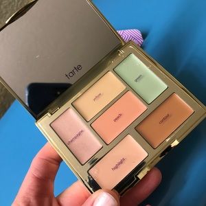 Tarte Color Your World color correcting palette